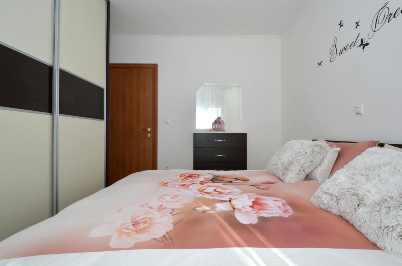 Apartmani Adela Solin Exteriör bild